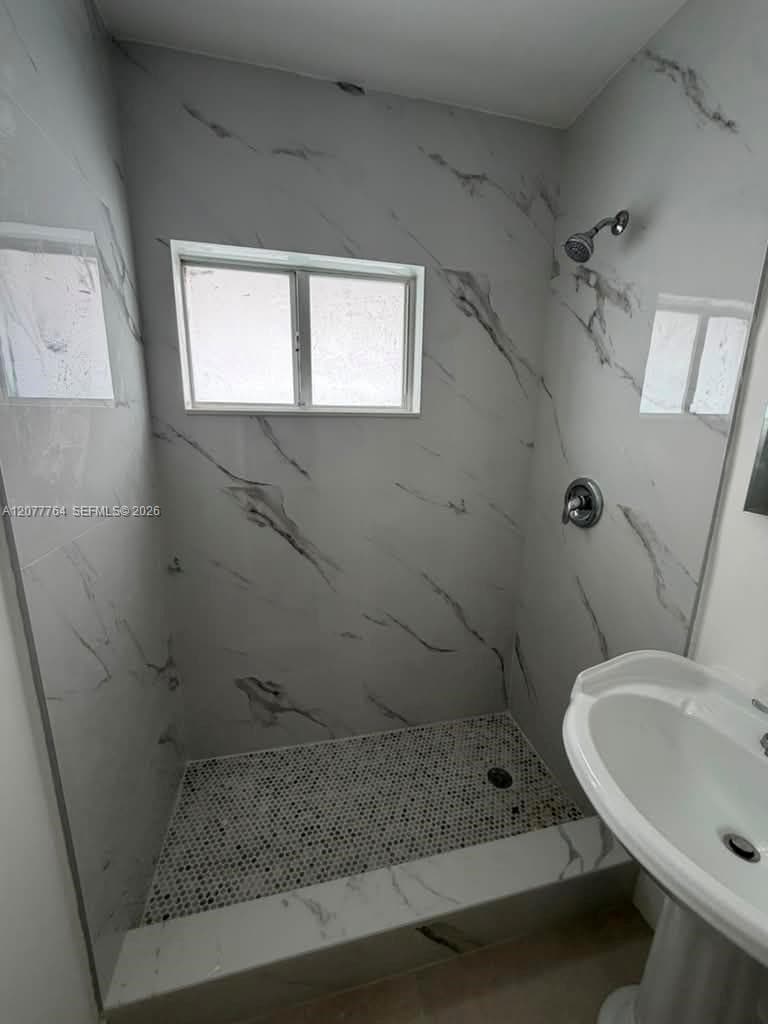 2465 W Flagler St # 6, Miami, FL 33135 photo 4