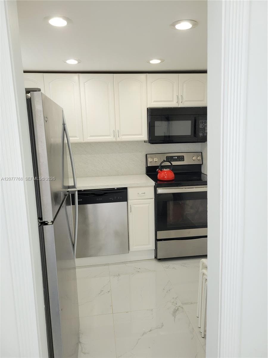 1610 Lenox Ave # 308, Miami Beach, FL 33139 photo 5