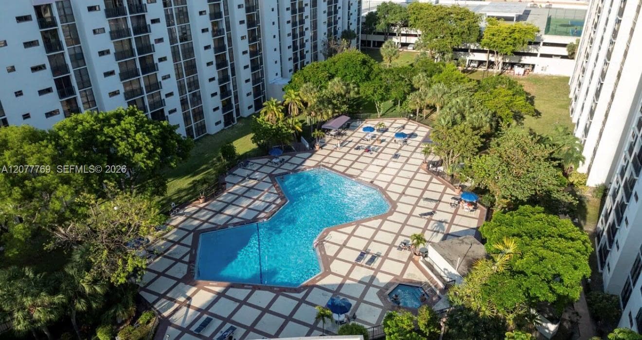 17011 N Bay Rd # 215, Sunny Isles Beach, FL 33160 photo 3