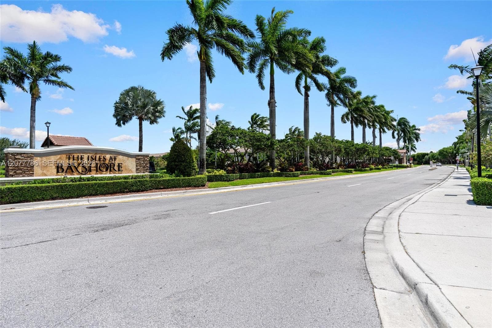 22505 SW 94th Pl, Cutler Bay, FL 33190 photo 4
