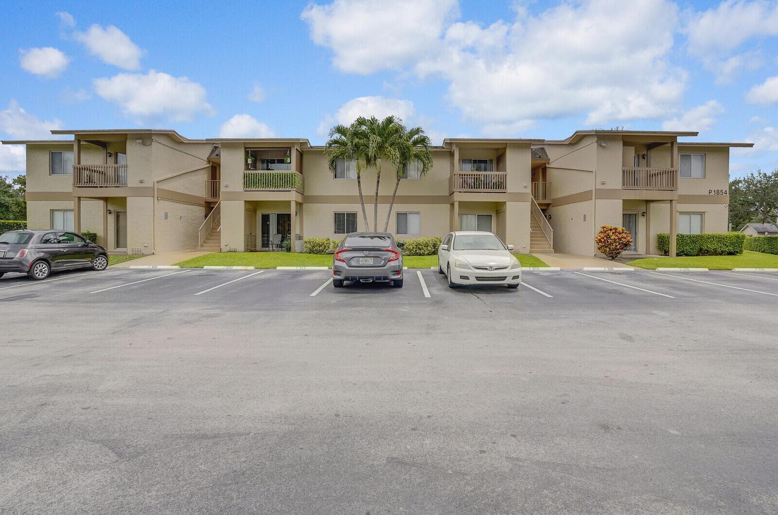 1854 Abbey Road # 101, West Palm Beach, FL 33415