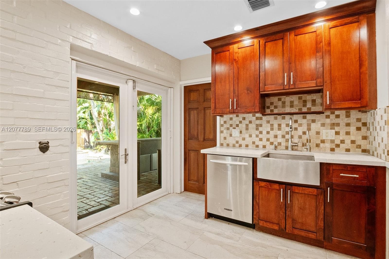 2725 NE 21st Ave, Fort Lauderdale, FL 33306 photo 5