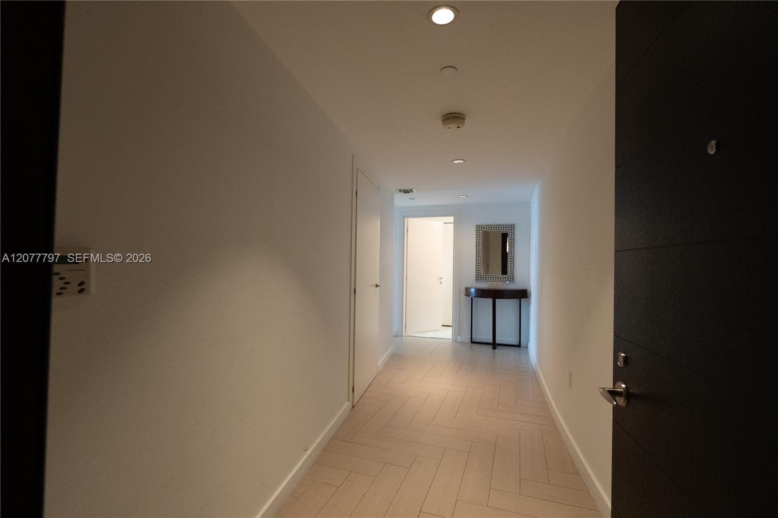 200 Biscayne Boulevard Way # 3305, Miami, FL 33131 photo 4