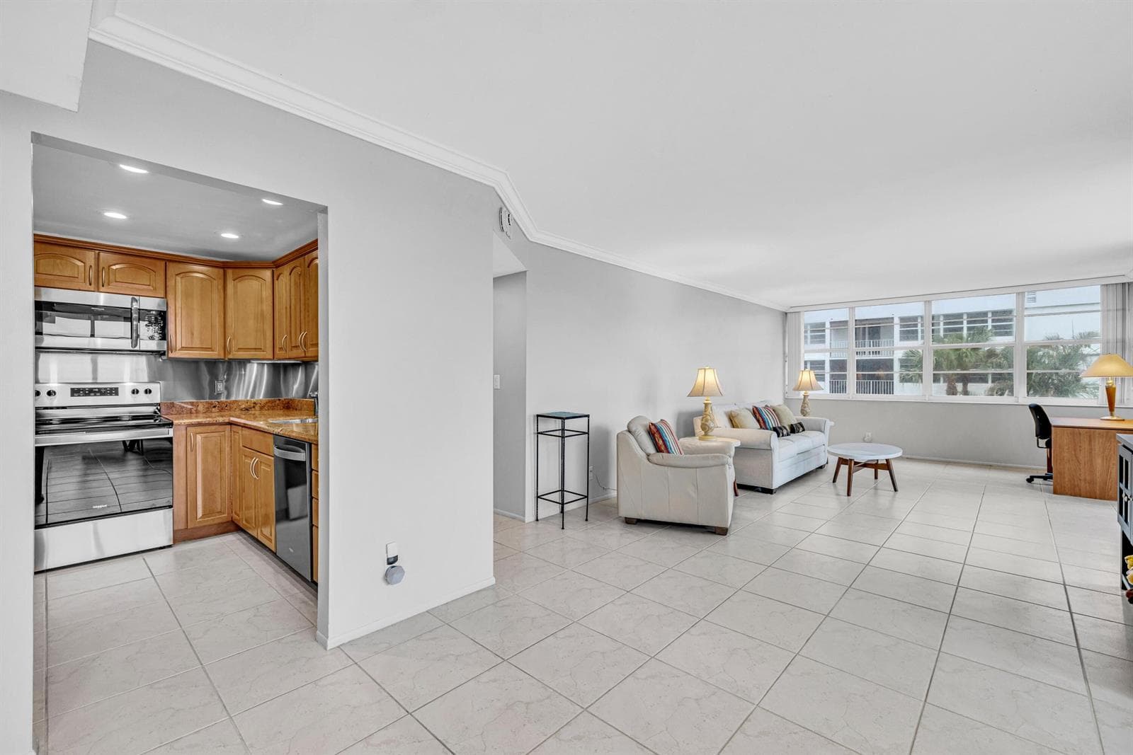 1170 N FEDERAL Highway # 312, Fort Lauderdale, FL 33304 photo 4