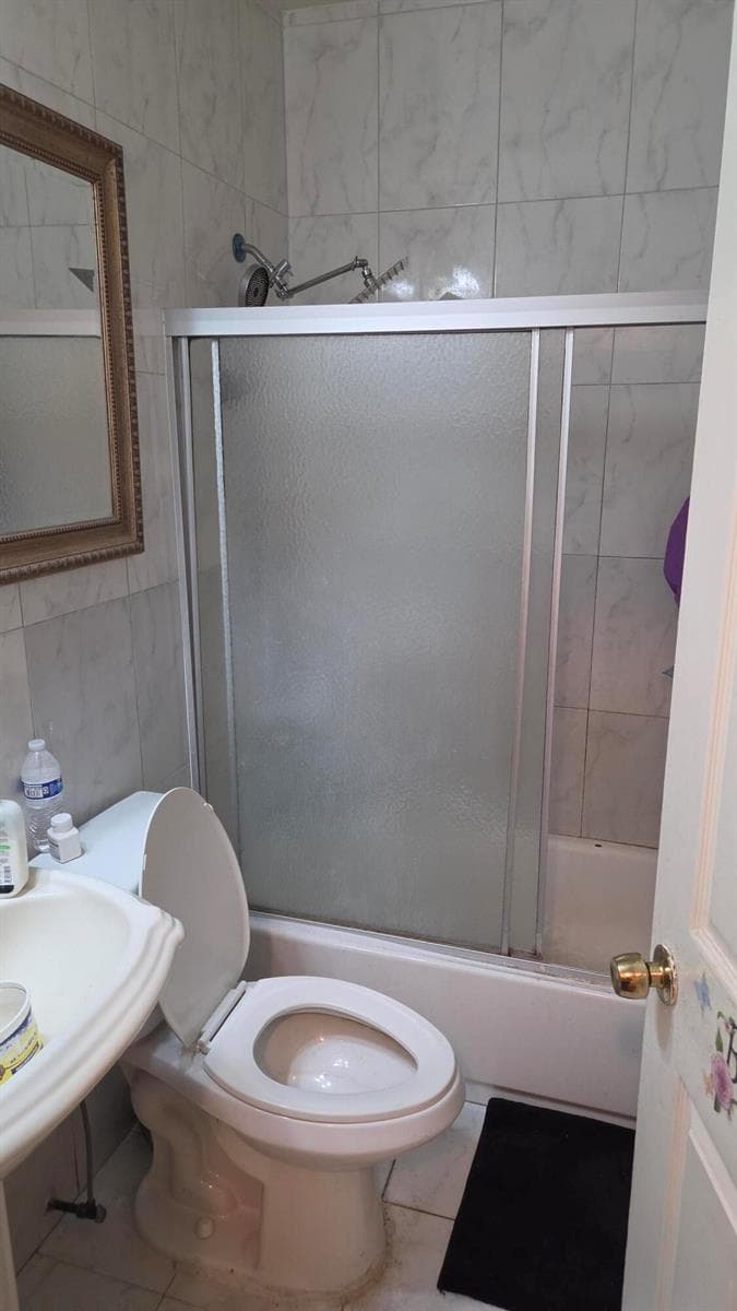 2351 NW 104TH Terrace, Miami, FL 33147 photo 5