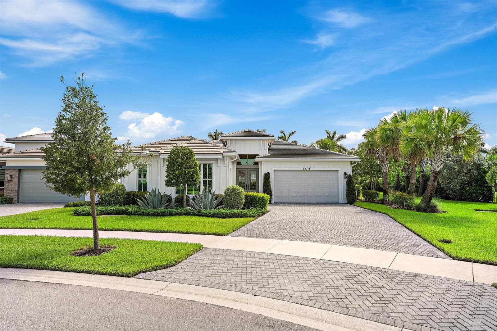 12176 Waterstone Circle, Palm Beach Gardens, FL 33412 photo 4