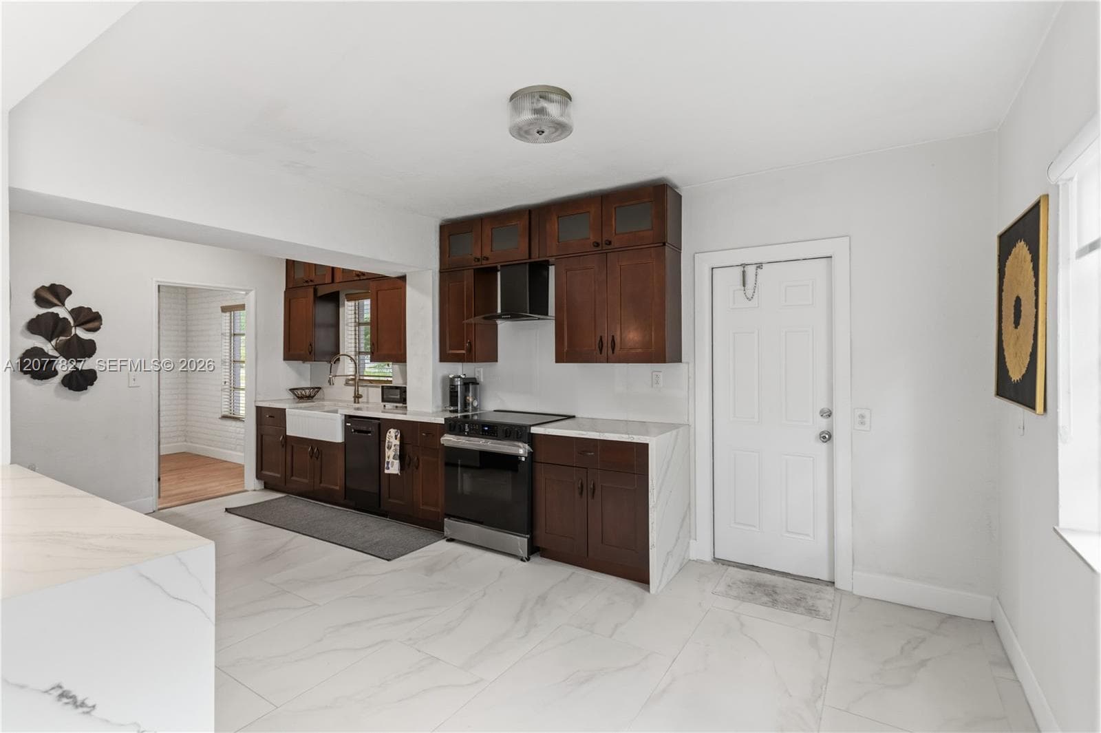 72 Palmetto Dr # 0, Miami Springs, FL 33166 photo 2