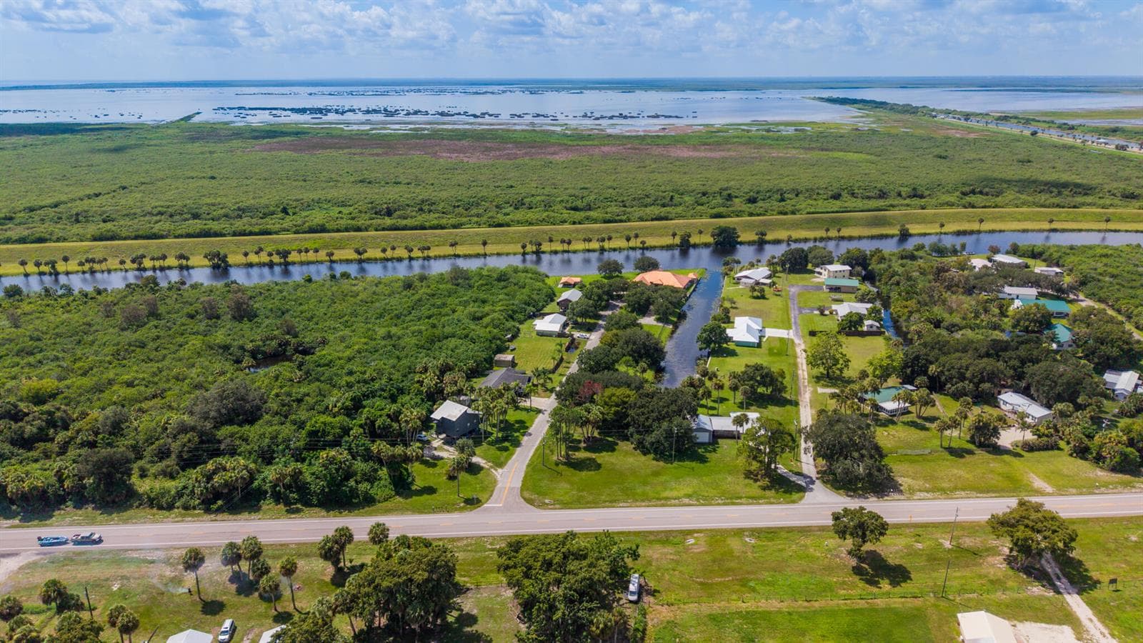 1017 Sabal Palm Drive, Okeechobee, FL 34974 photo 4
