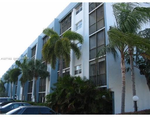 5321 NE 24th Ter # 502A, Fort Lauderdale, FL 33308 photo 4