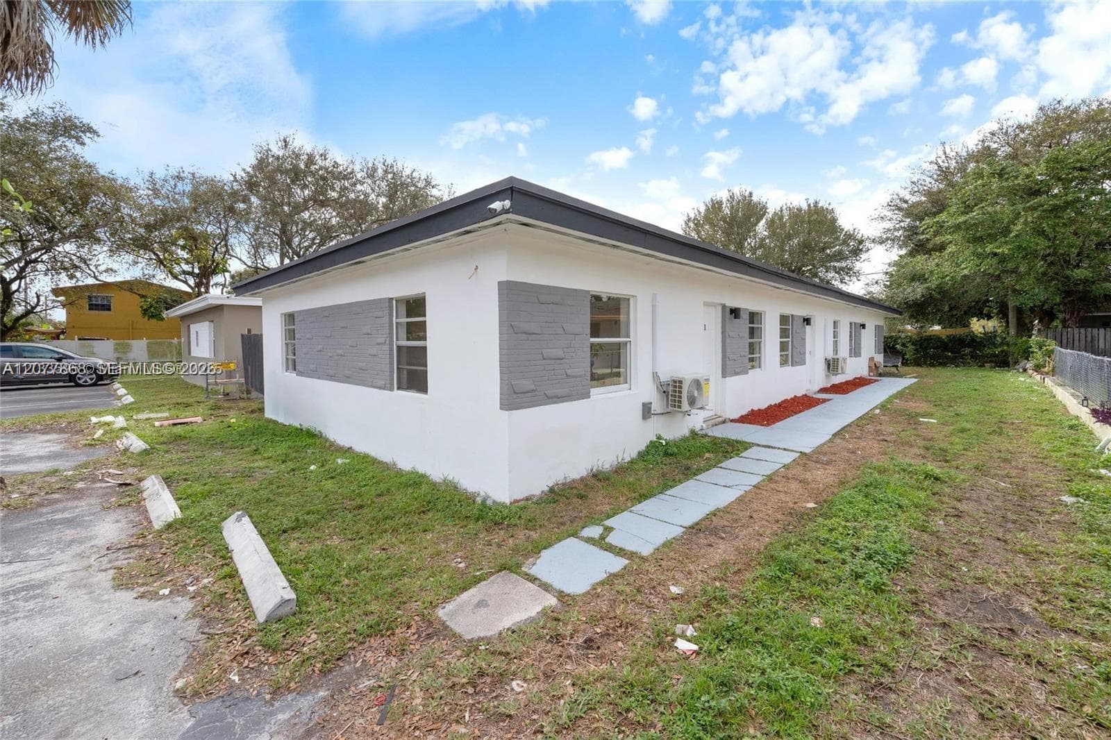 417 NW 15th Ave, Fort Lauderdale, FL 33311 photo 4