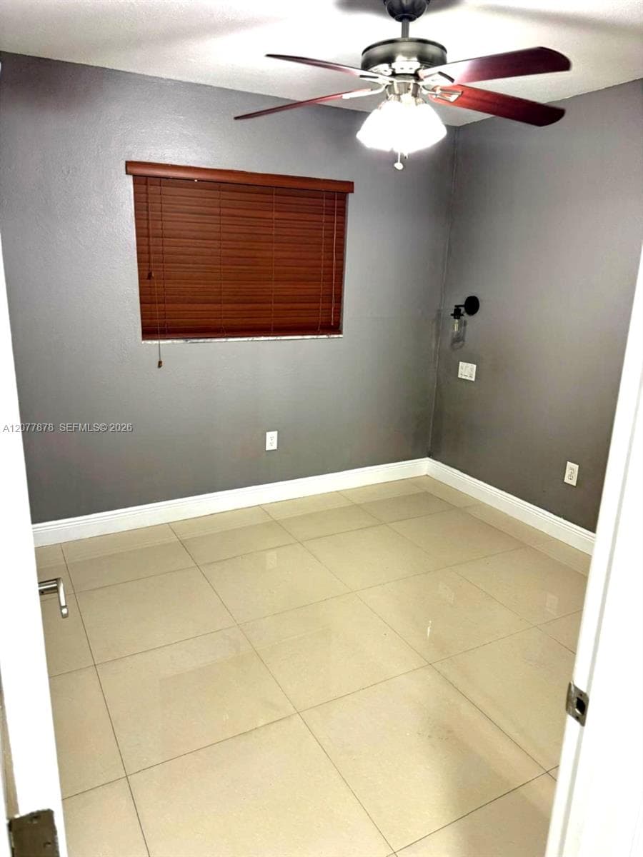 5461 W 24th Ave # 25, Hialeah, FL 33016 photo 3