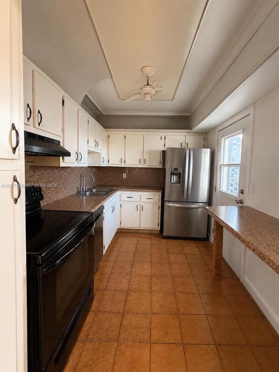 20500 W Country Club Dr # 818, Aventura, FL 33180 photo 3
