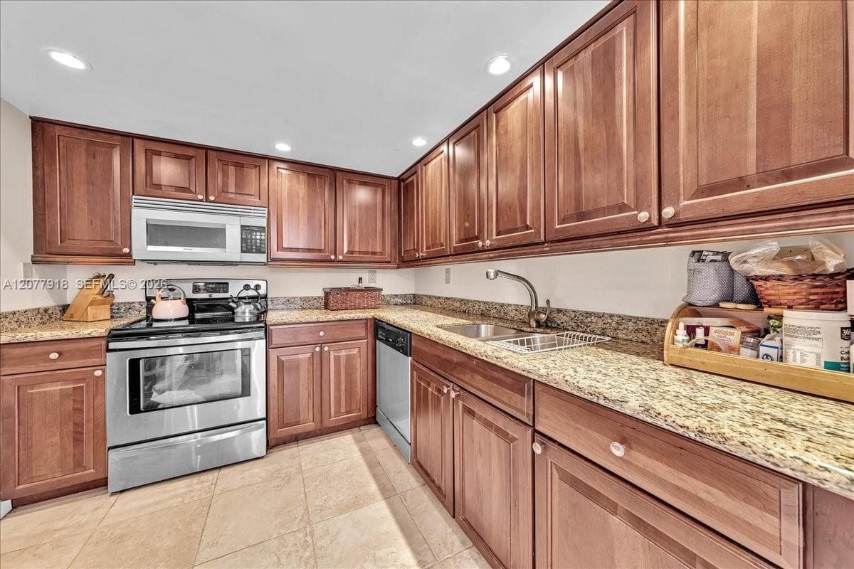 17600 N Bay Rd # N503, Sunny Isles Beach, FL 33160 photo 4