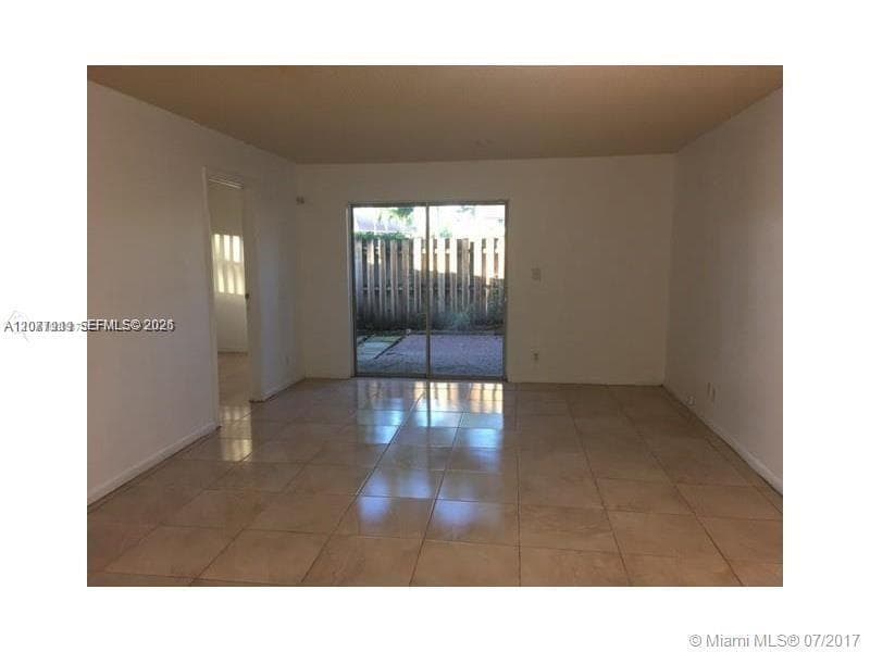 6720 Nova Dr # 101-8, Davie, FL 33317 photo 2