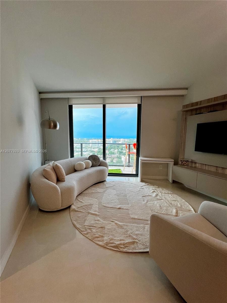 501 NE 31st St # 1910, Miami, FL 33137 photo 2