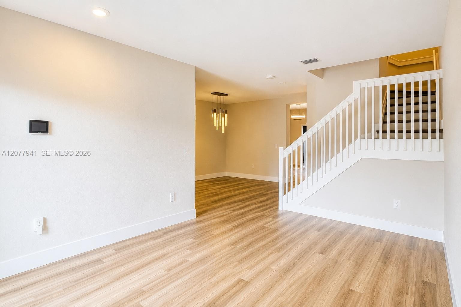 403 NE 208th Ter, Miami, FL 33179 photo 4