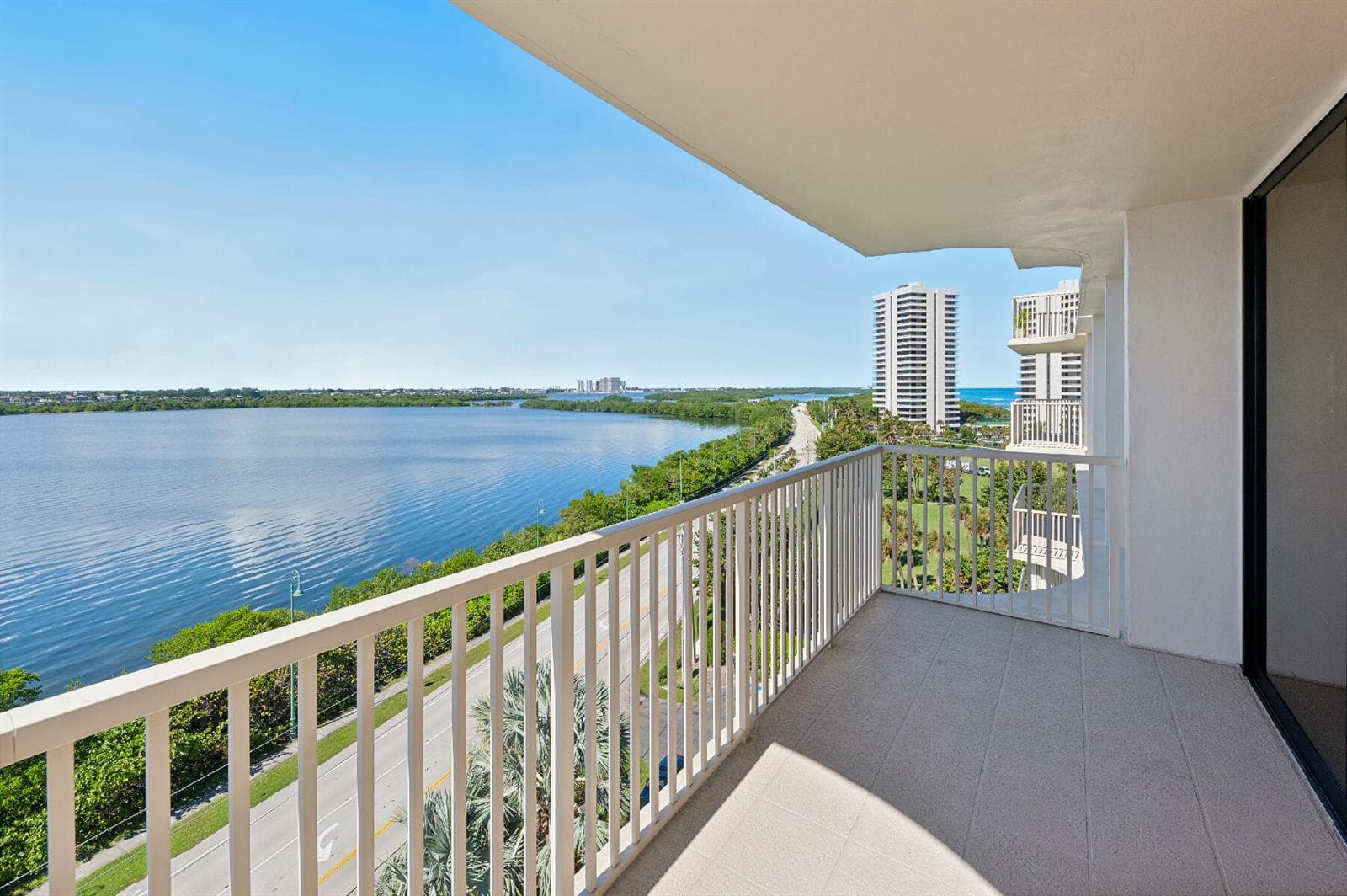 5480 N Ocean Drive # B7c, Singer Island, FL 33404 photo 3