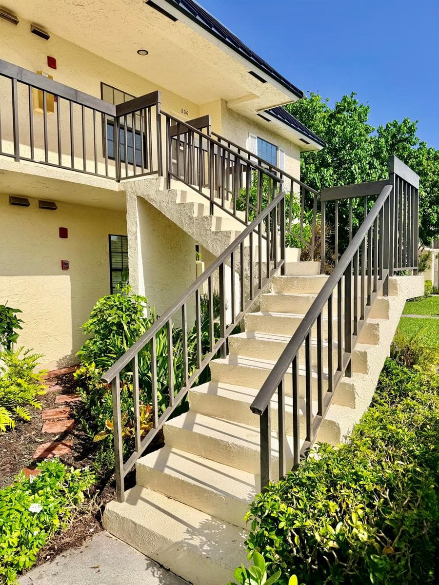 3118 FLORIDA # 206-B, Delray Beach, FL 33483 photo 5