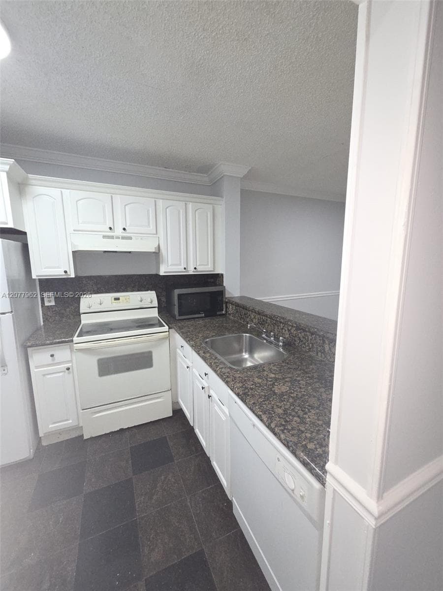 1150 NW 80th Ave # 205, Margate, FL 33063 photo 2