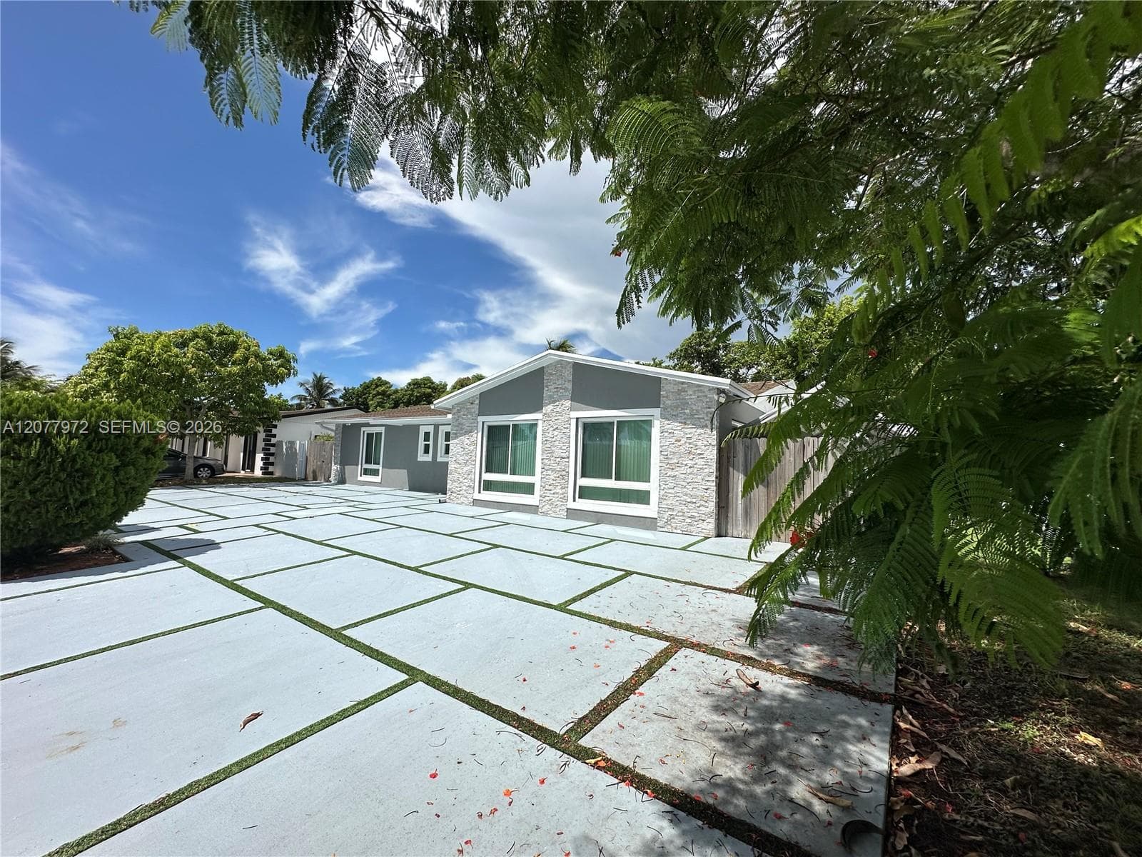 15244 SW 108th Ct, Miami, FL 33157 photo 2
