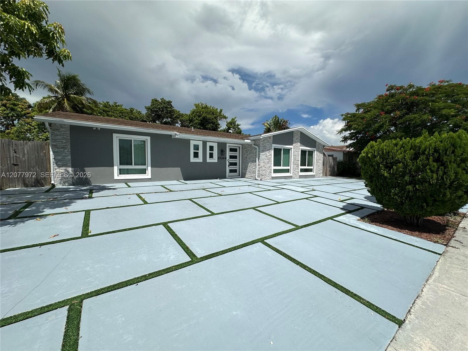 15244 SW 108th Ct, Miami, FL 33157 photo 3