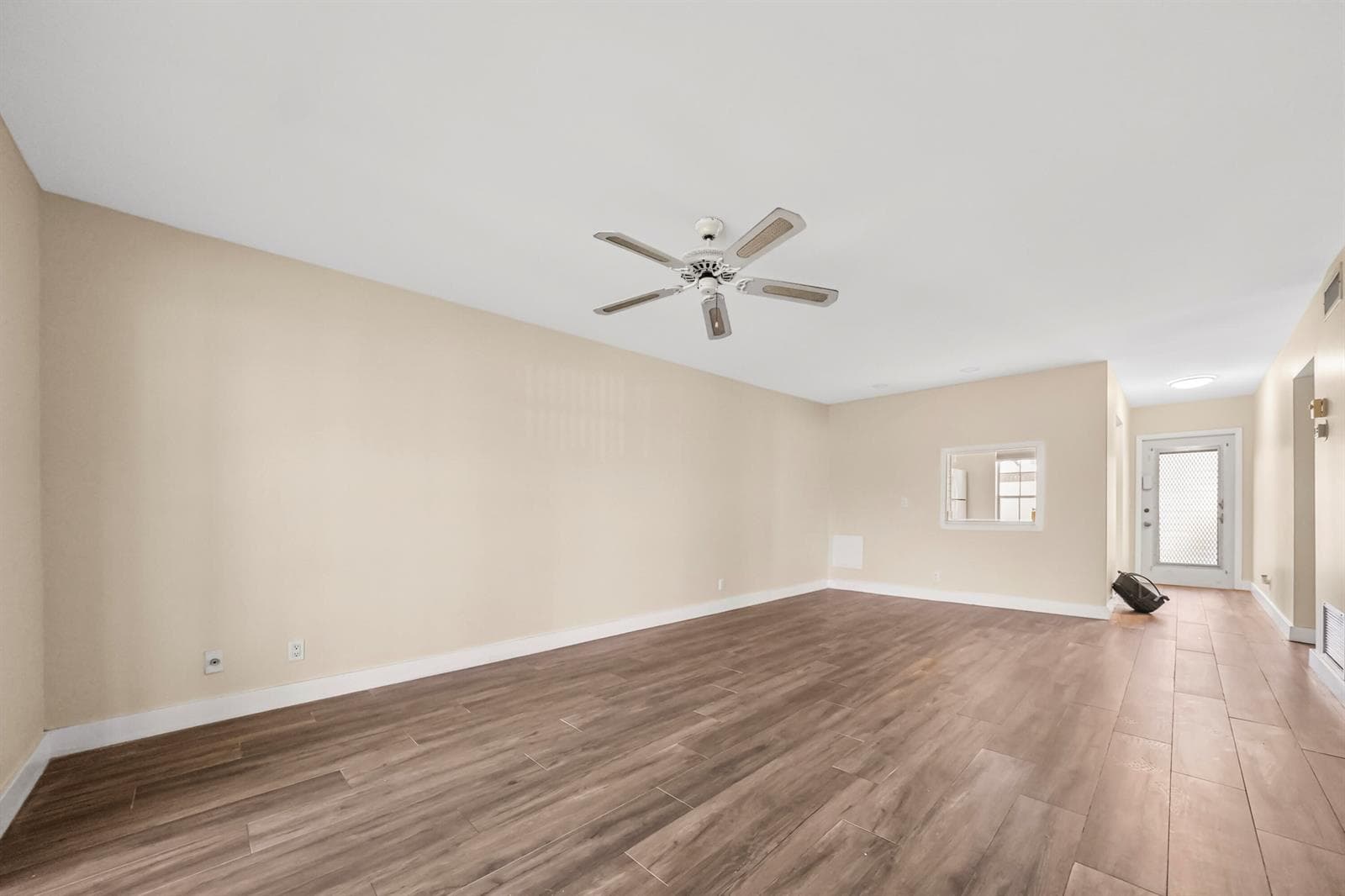 270 CAPE COD Circle # B, Lake Worth, FL 33467 photo 2