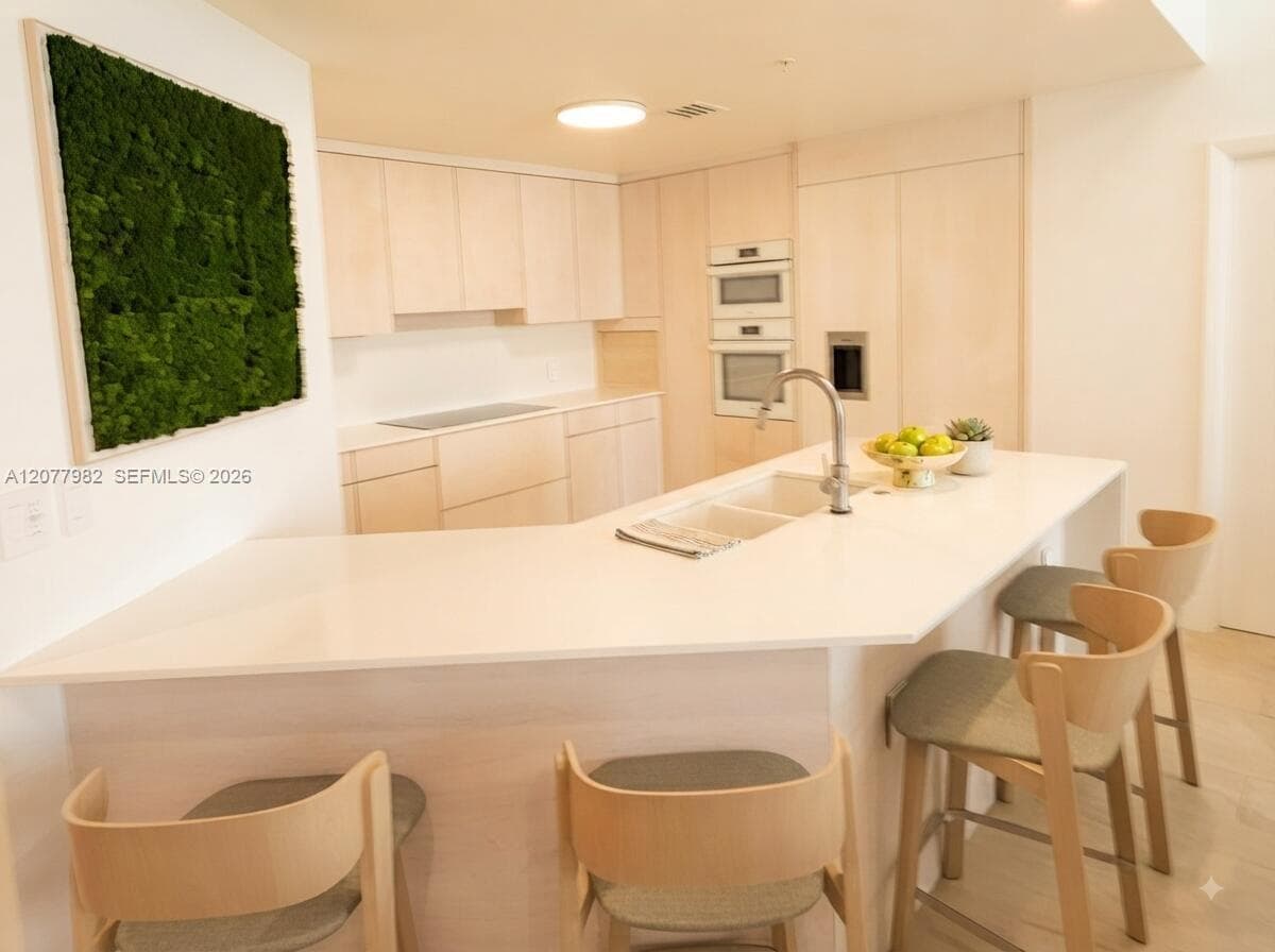 1900 N Bayshore Dr # 5004, Miami, FL 33132 photo 4
