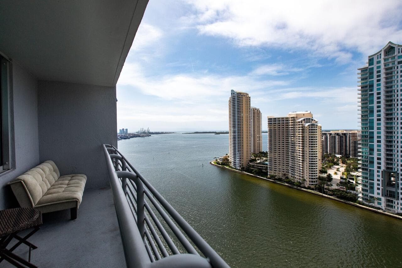 325 S Biscayne Boulevard # 2617, Miami, FL 33131