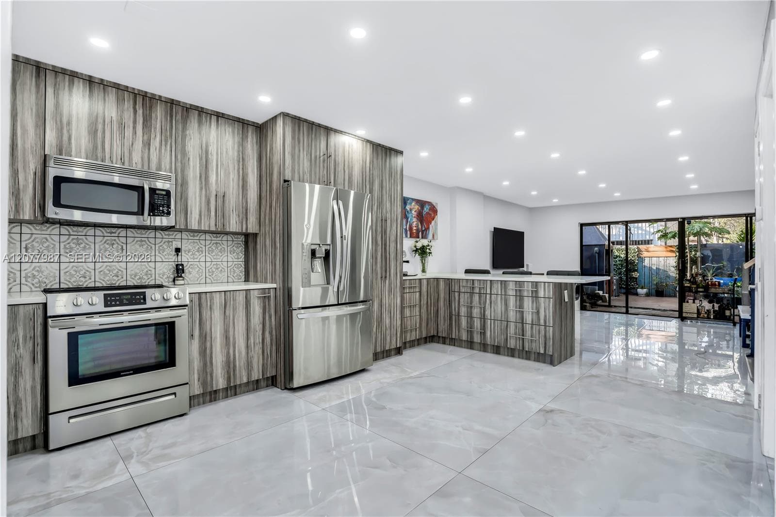 3321 Simms St # 13B, Hollywood, FL 33021 photo 2