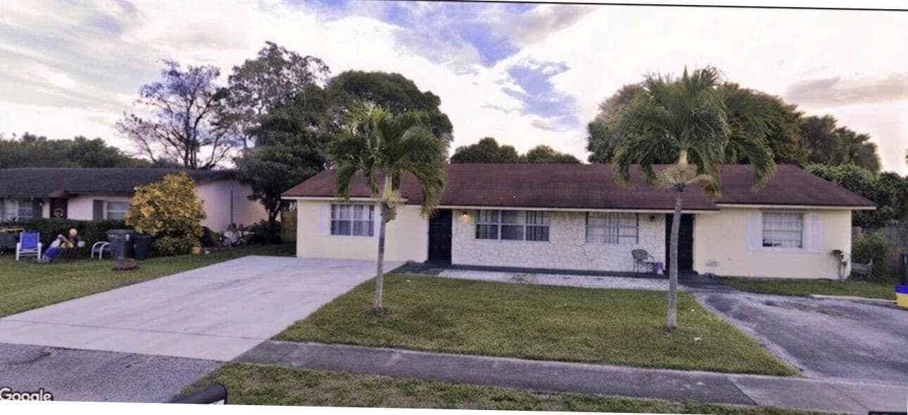3830 ROAN Court E, West Palm Beach, FL 33403 photo 2