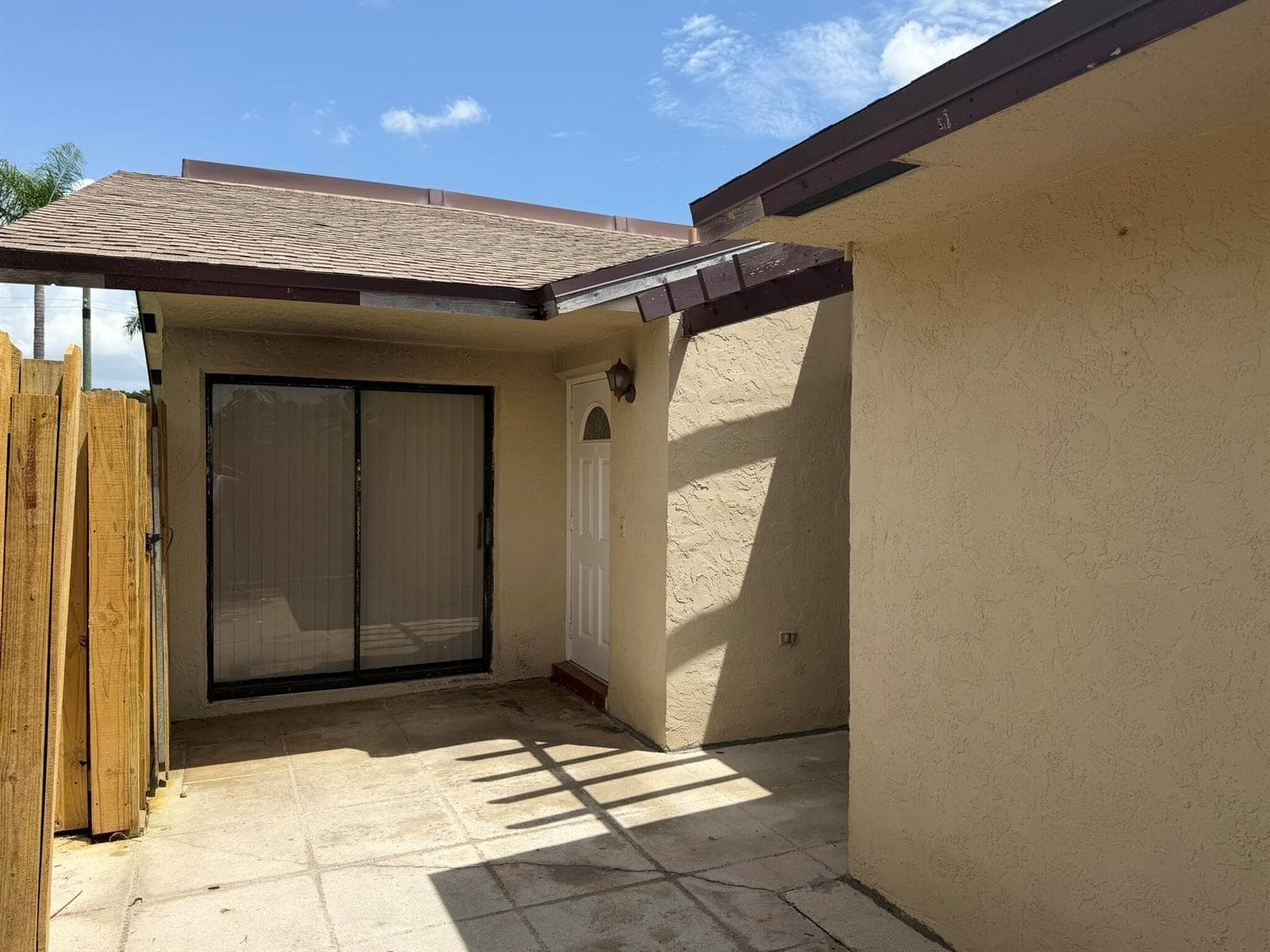 1501 WATERVIEW Circle, Palm Springs, FL 33461 photo 4