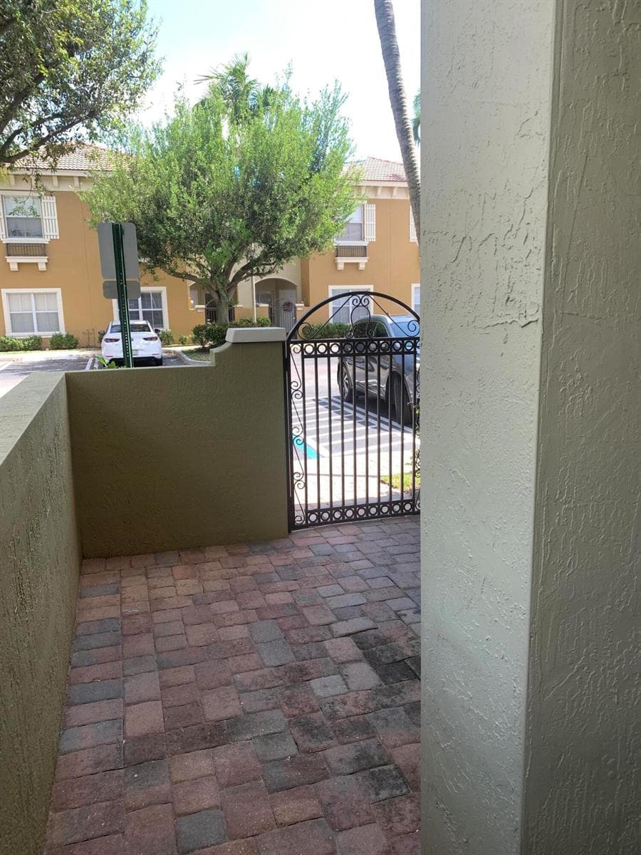 101 Lake Monterey Circle # 101, Boynton Beach, FL 33426 photo 5