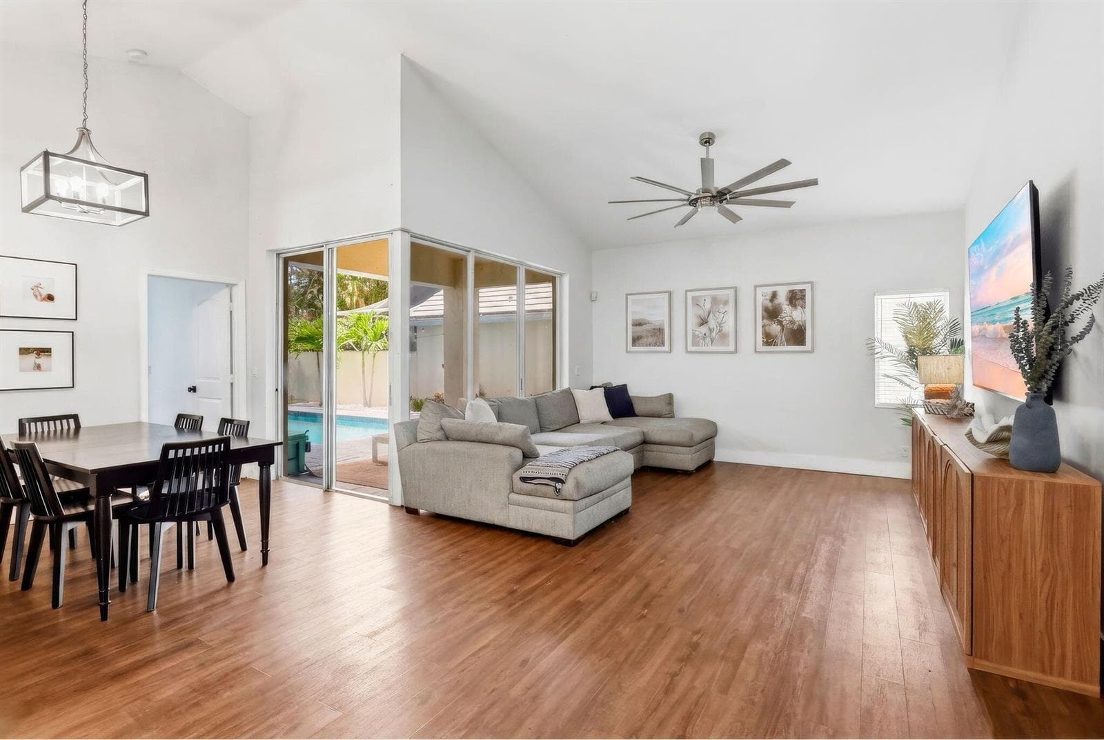944 Dickens Place, West Palm Beach, FL 33411 photo 3