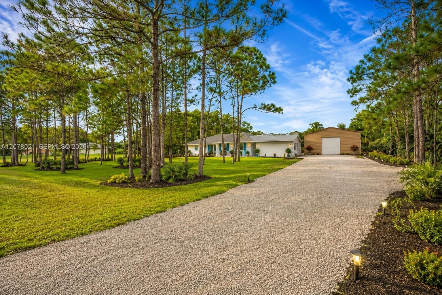 17107 N 84th Ct N, Loxahatchee, FL 33470 photo 2