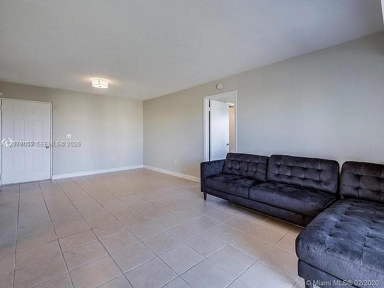 8240 SW 210th St # 319, Cutler Bay, FL 33189 photo 5