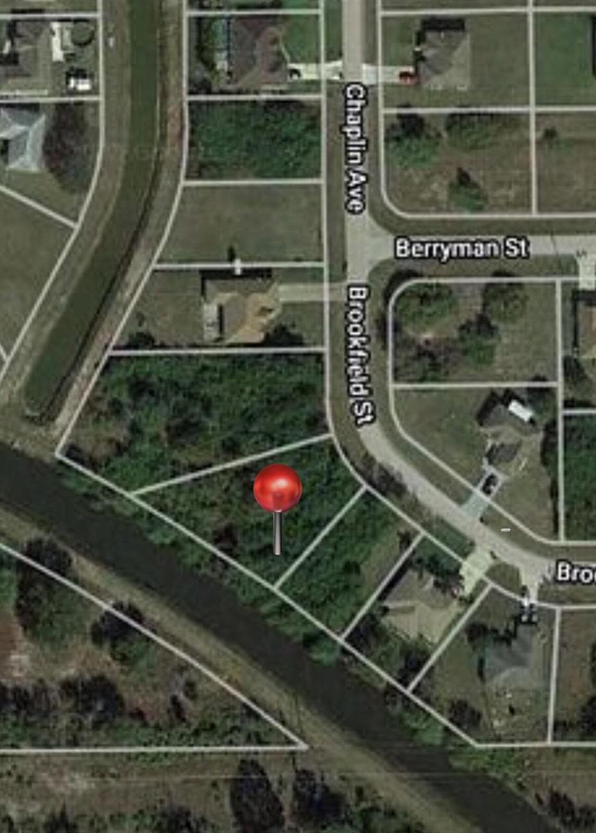 801 CHAPLIN Avenue, Lehigh Acres, FL 33971