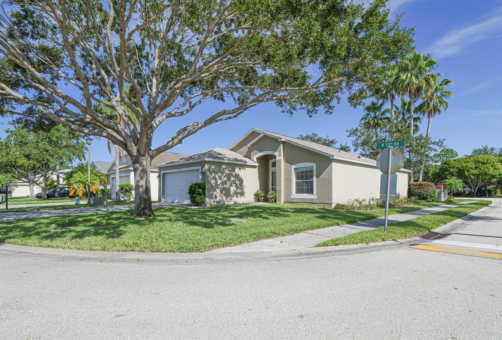 1143 N 13TH Square, Vero Beach, FL 32960 photo 4