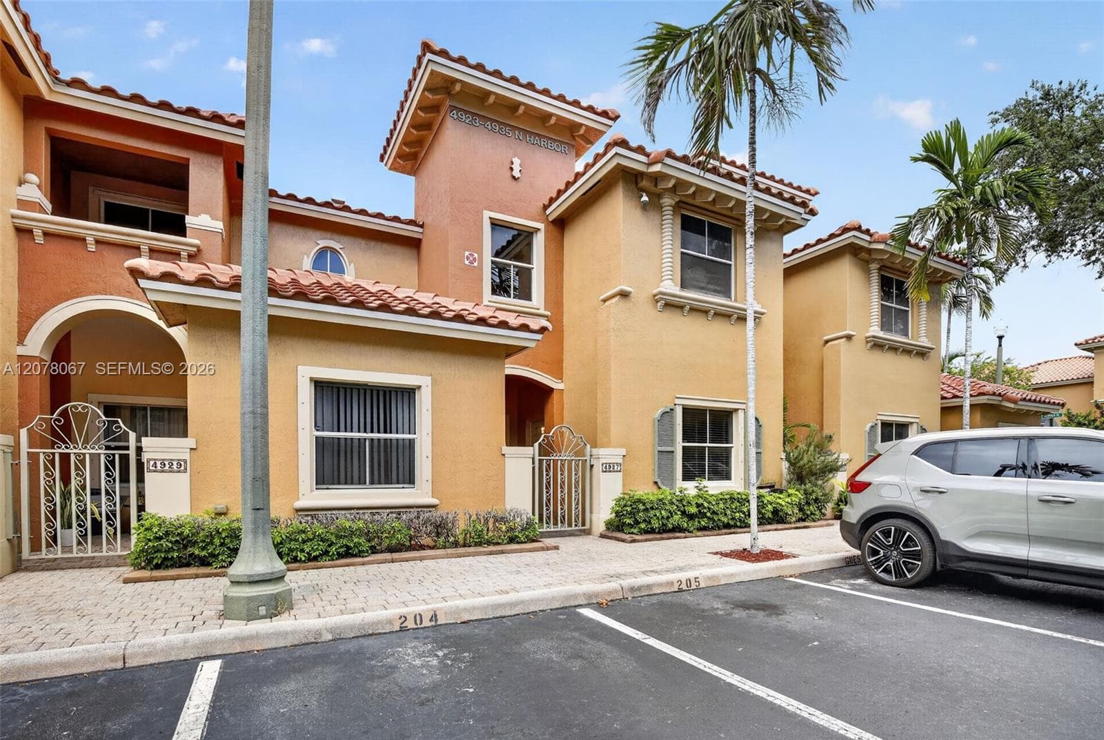 4927 N Harbor Isles Dr # 205, Dania Beach, FL 33312 photo 2