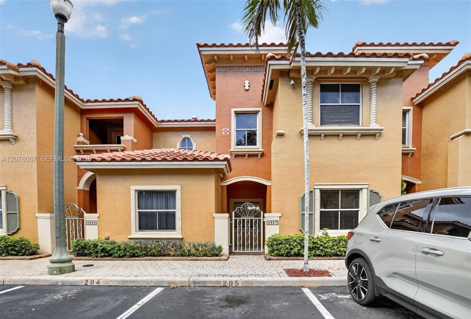 4927 N Harbor Isles Dr # 205, Dania Beach, FL 33312