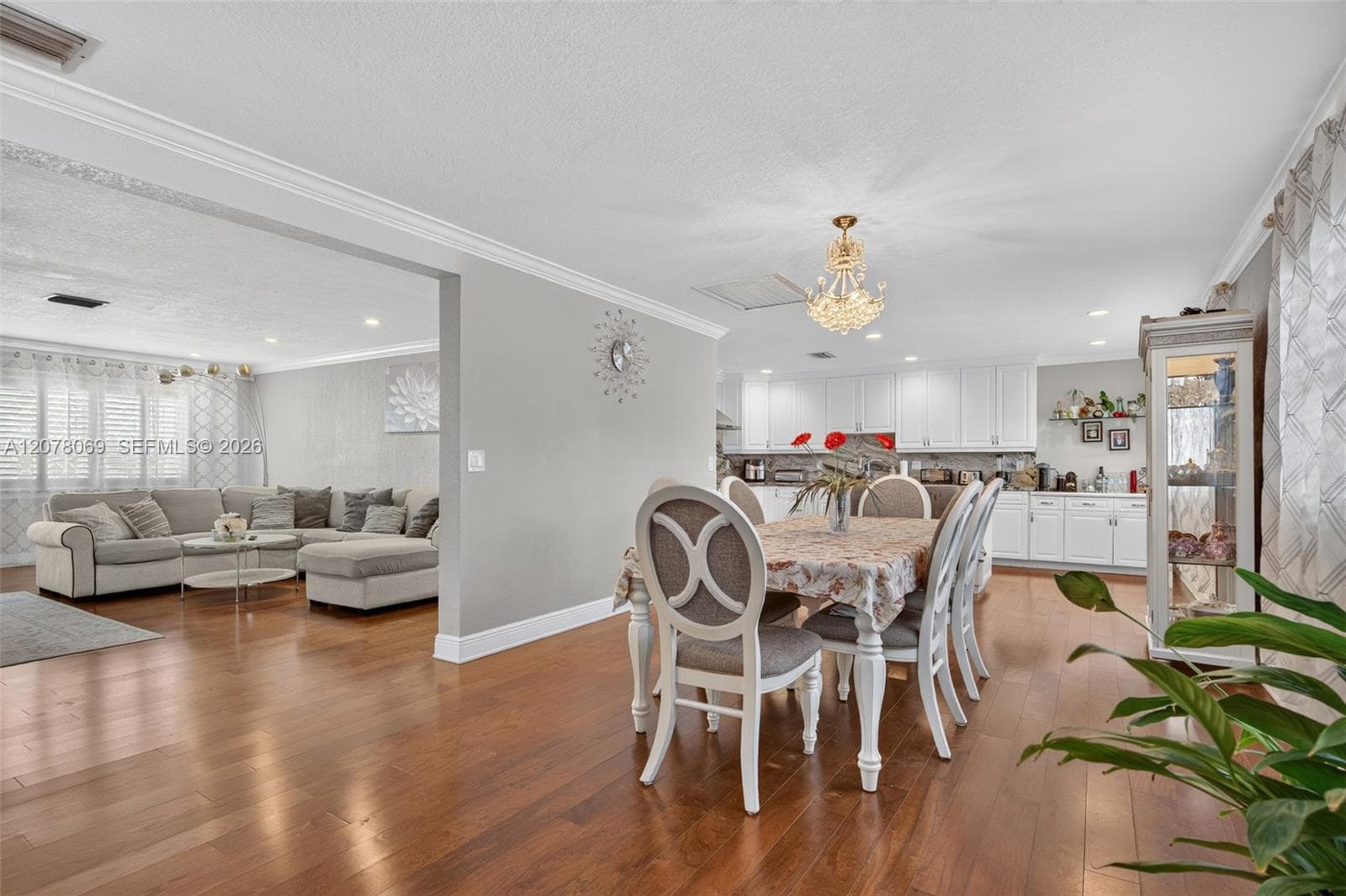 329 SE 3rd St # 501T, Hallandale Beach, FL 33009 photo 2