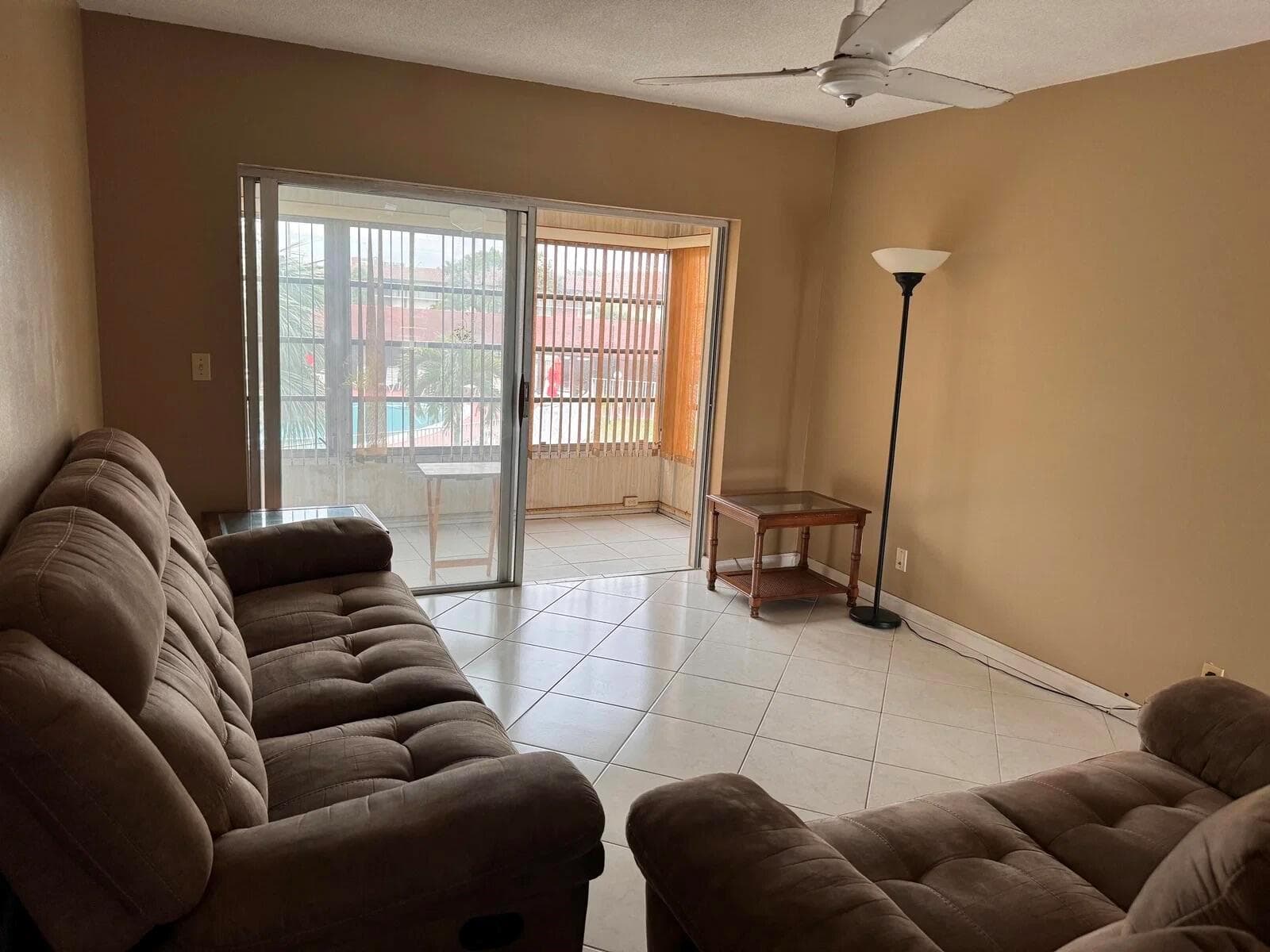 2861 NW 47TH Terrace # 207B, Lauderdale Lakes, FL 33313 photo 3