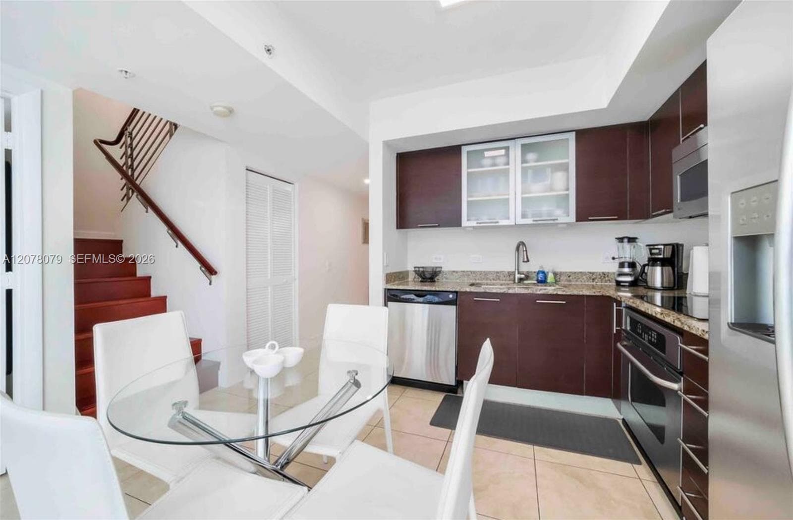 41 SE 5th St # 408, Miami, FL 33131 photo 4