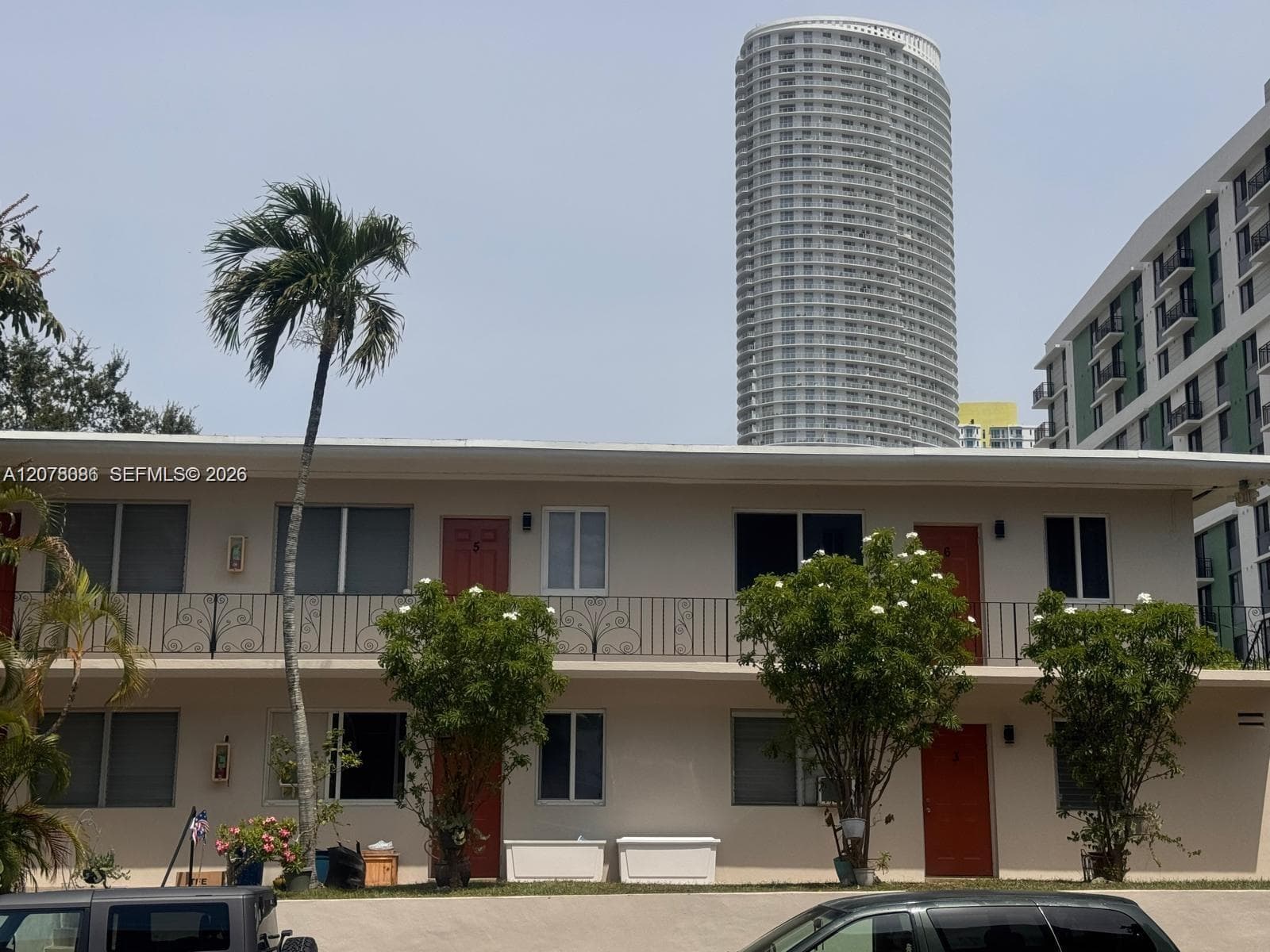 435 SW 5th Ave # 4, Miami, FL 33130