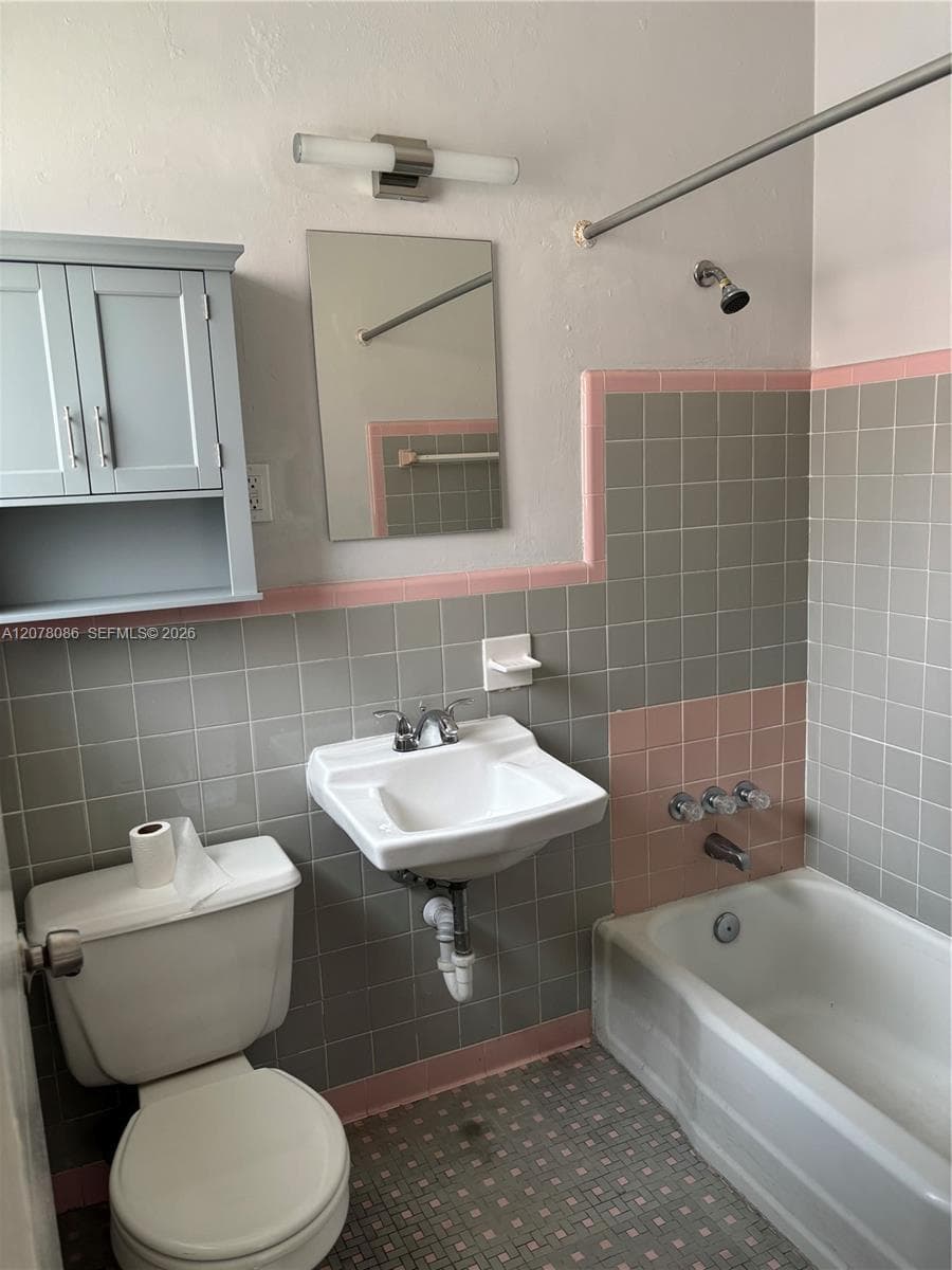 435 SW 5th Ave # 4, Miami, FL 33130 photo 5