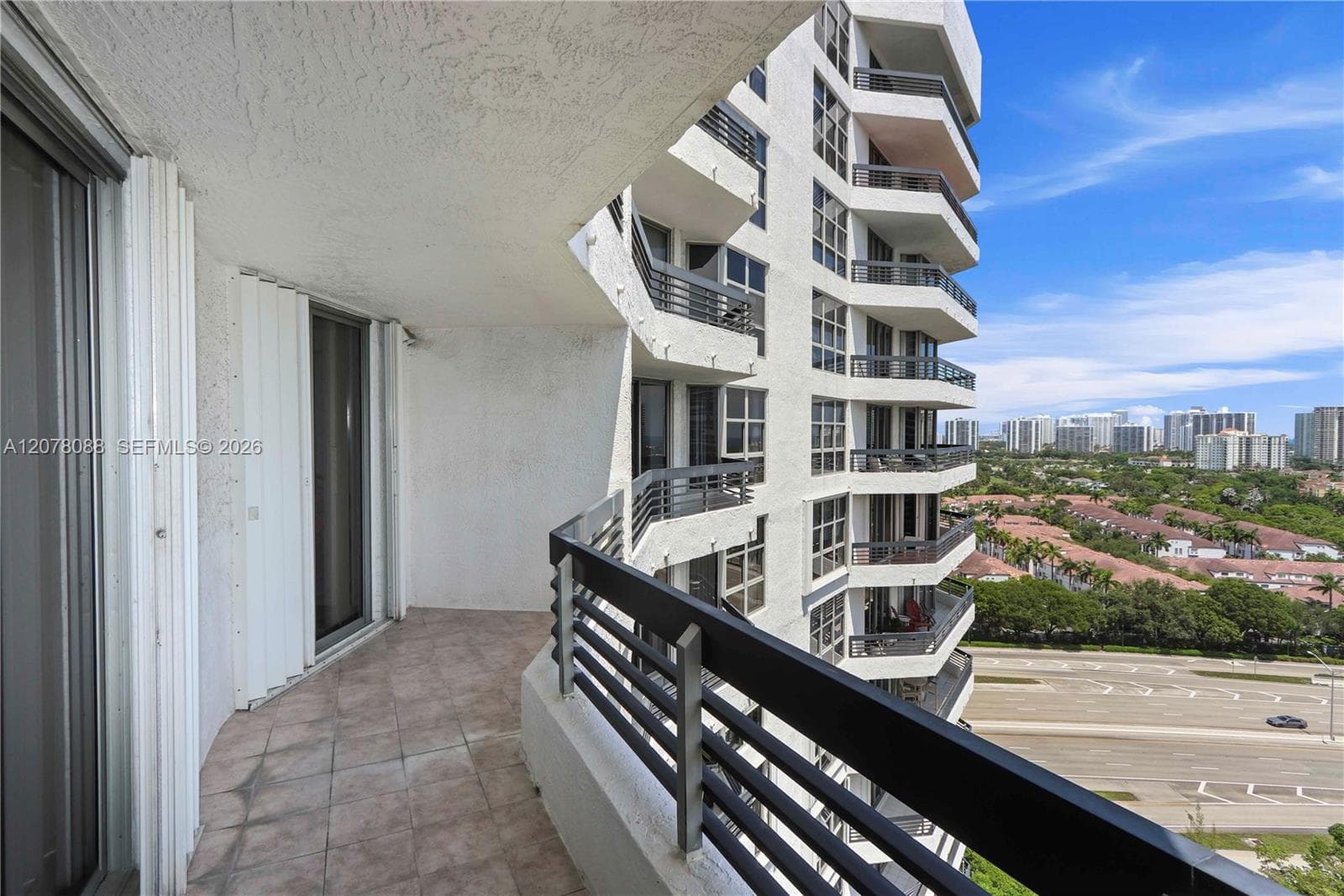 3400 NE 192nd St # 1911, Aventura, FL 33180 photo 5