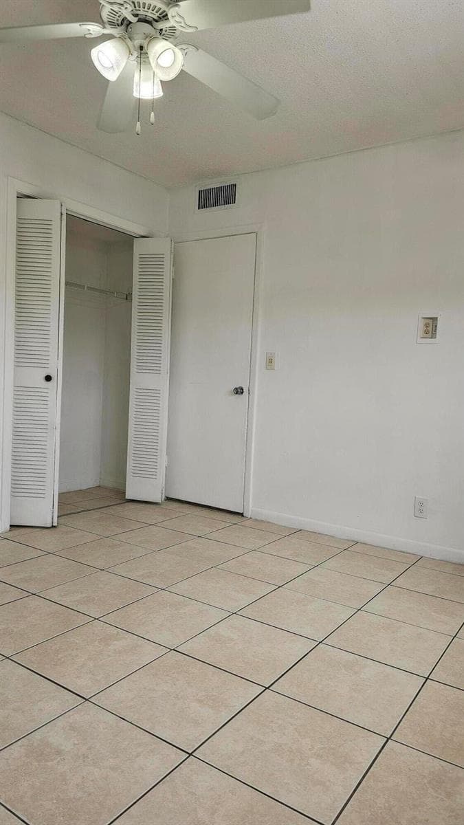 111 CLEVELAND Street # B9, FL 33461 photo 4
