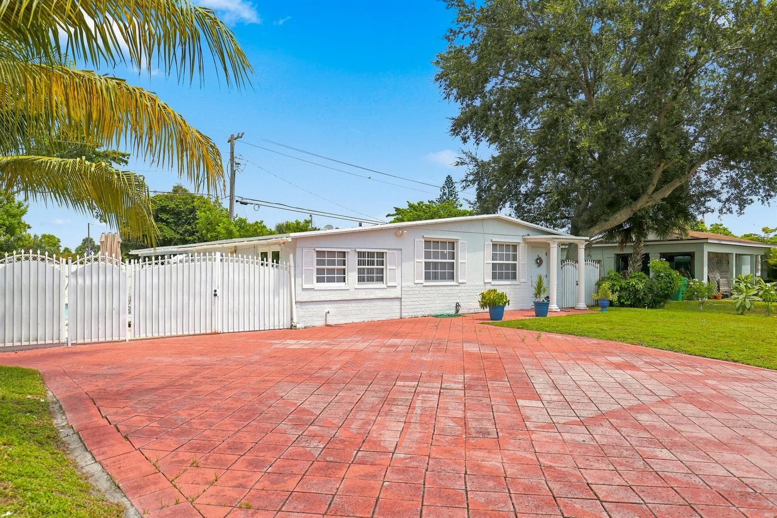 3239 DOLAN Road, Palm Springs, FL 33406 photo 2
