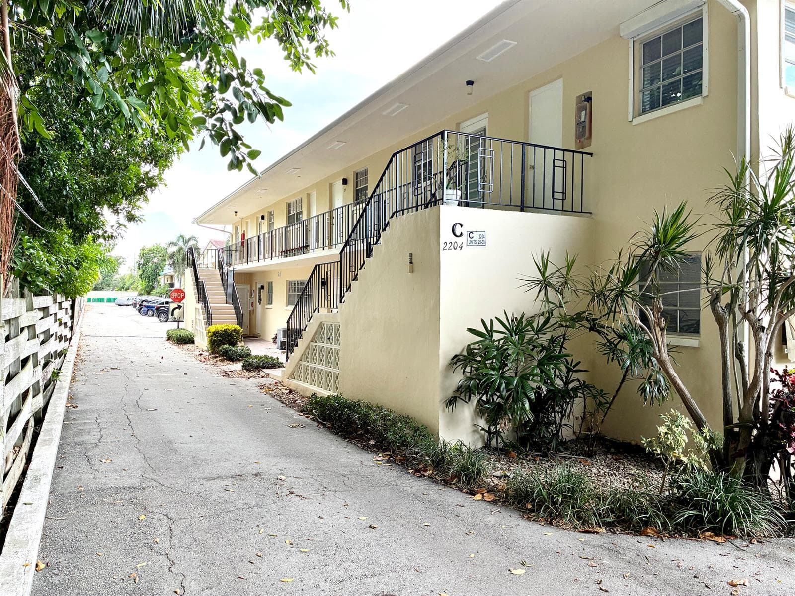 2204 NE 36th Street # Apt 26, Lighthouse Point, FL 33064 photo 2