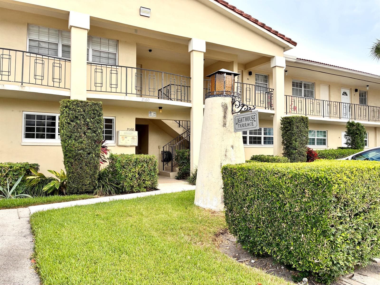 2204 NE 36th Street # Apt 26, Lighthouse Point, FL 33064