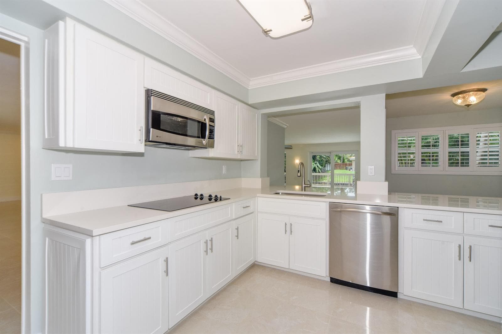 709 W Royal Palm Road, Boca Raton, FL 33486 photo 3